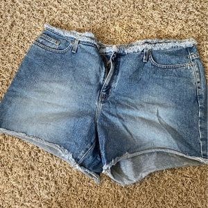 VINTAGE SHORTS